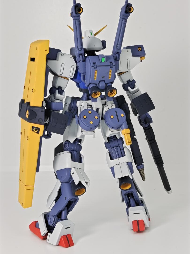 ガンプラ　Dガンダムファースト　完成品