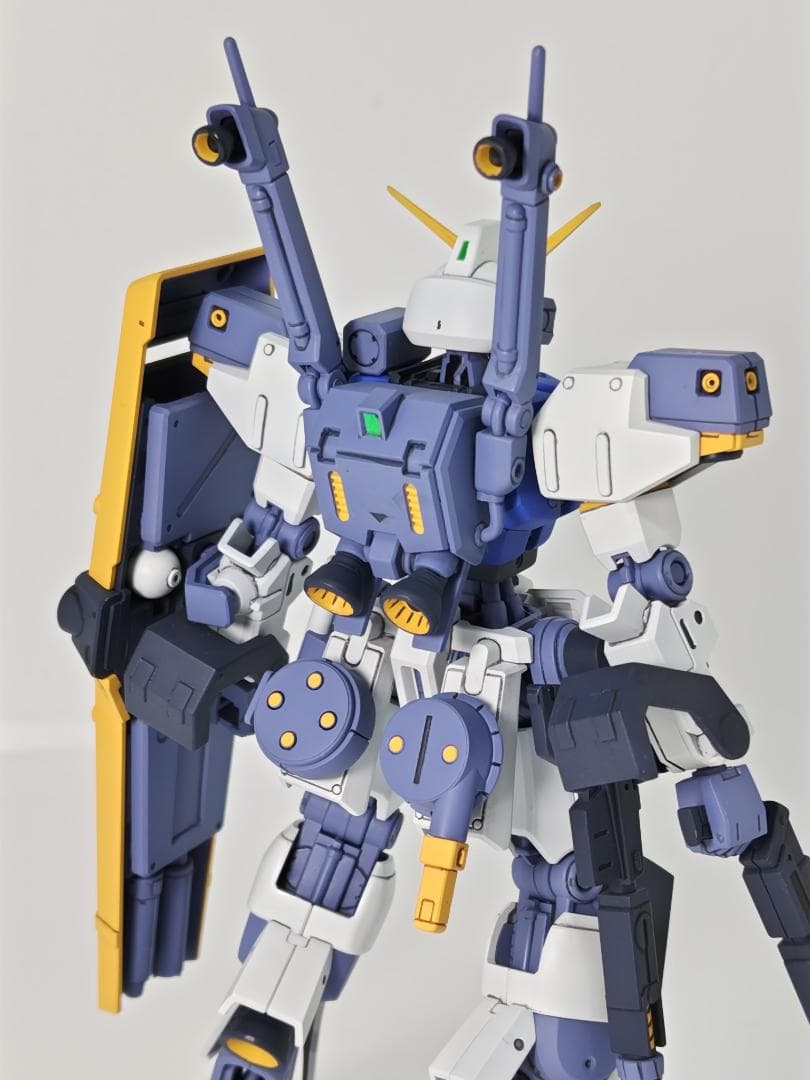 ガンプラ　Dガンダムファースト　完成品