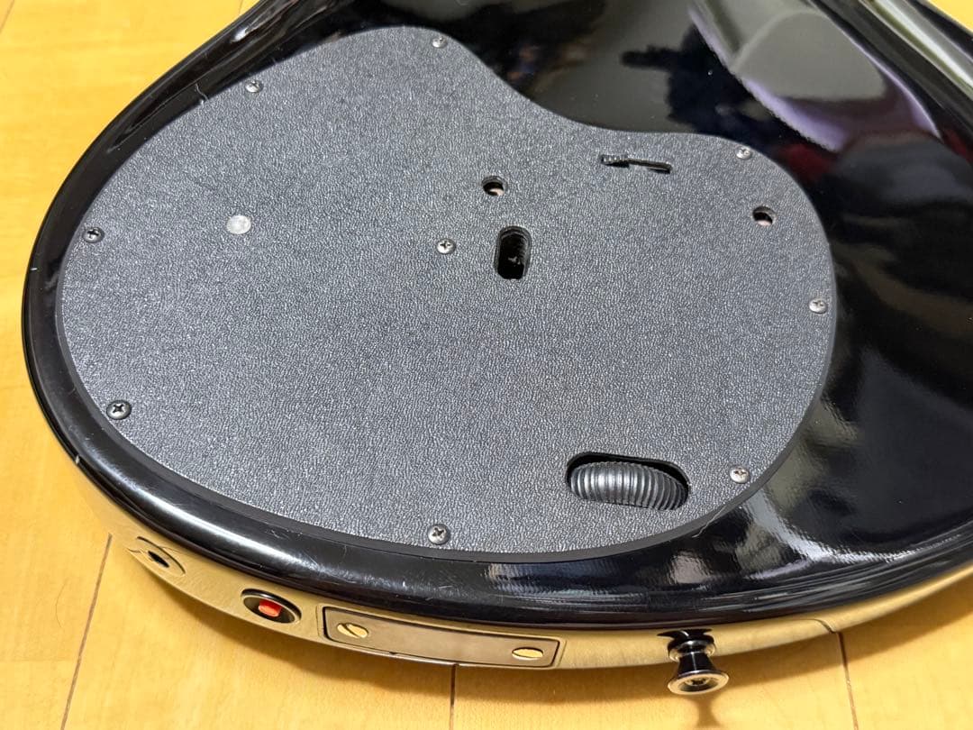 ギター Parker Fly Deluxe USA2004 DiMarzio/Piezo