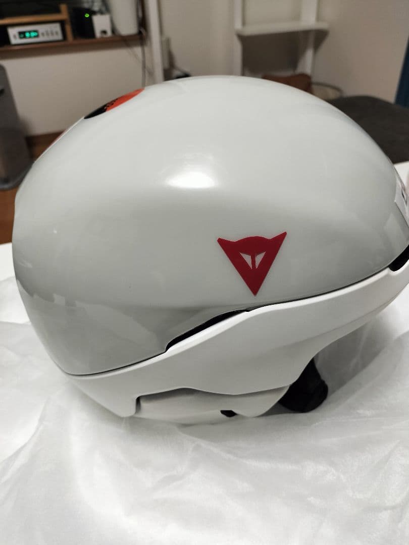 売切り値下げ　Dainese AGV グレー ヘルメット