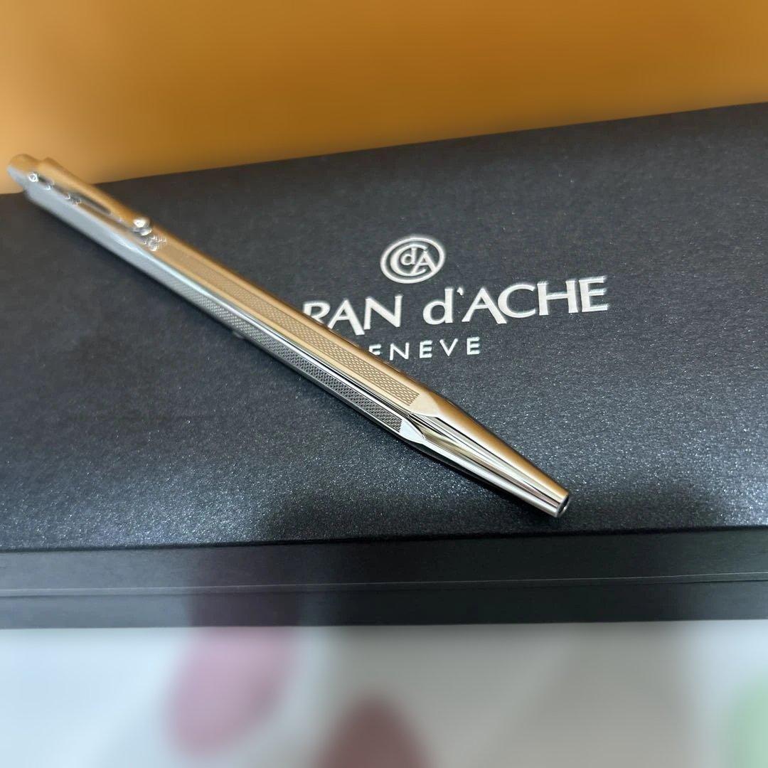新品CARAN d'ACHEカランダッシュ　エクリドールミラネーゼボールペン