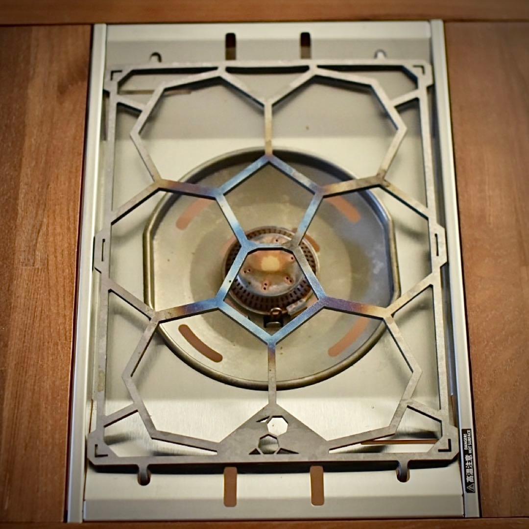 1or8 五徳 チタン