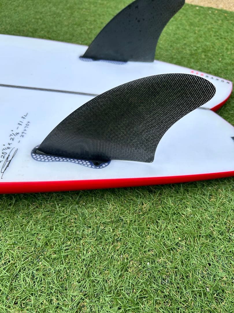 JS レッドバロンツインフィン5'5 フィン付き