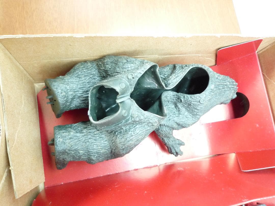 リアルアクション初代ゴジラ バンダイ