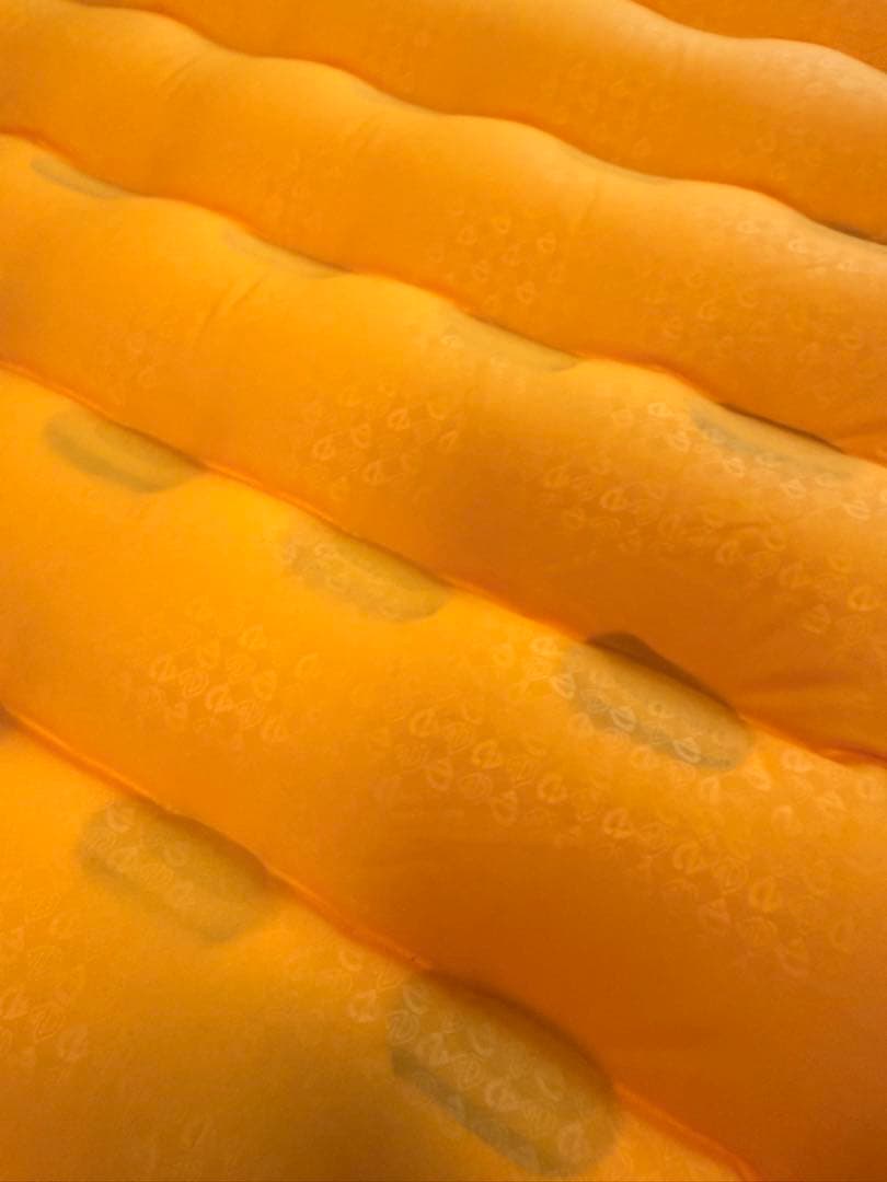 美品！ NEMO ニーモ　スリーピングマット