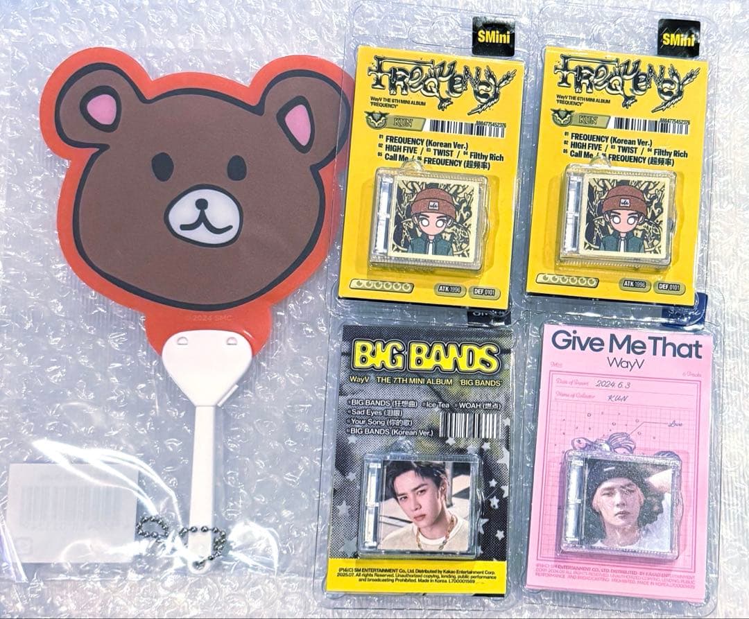 直筆サイン　威神V WayV クン 钱锟 亲笔签名　当選 ポラロイド 大量トレカ