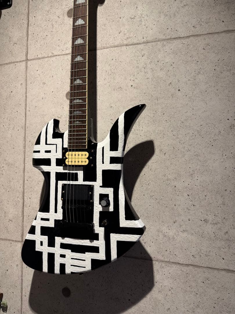 モッキンバード　布袋モデル　hide ロケットダイブ　エレキギター