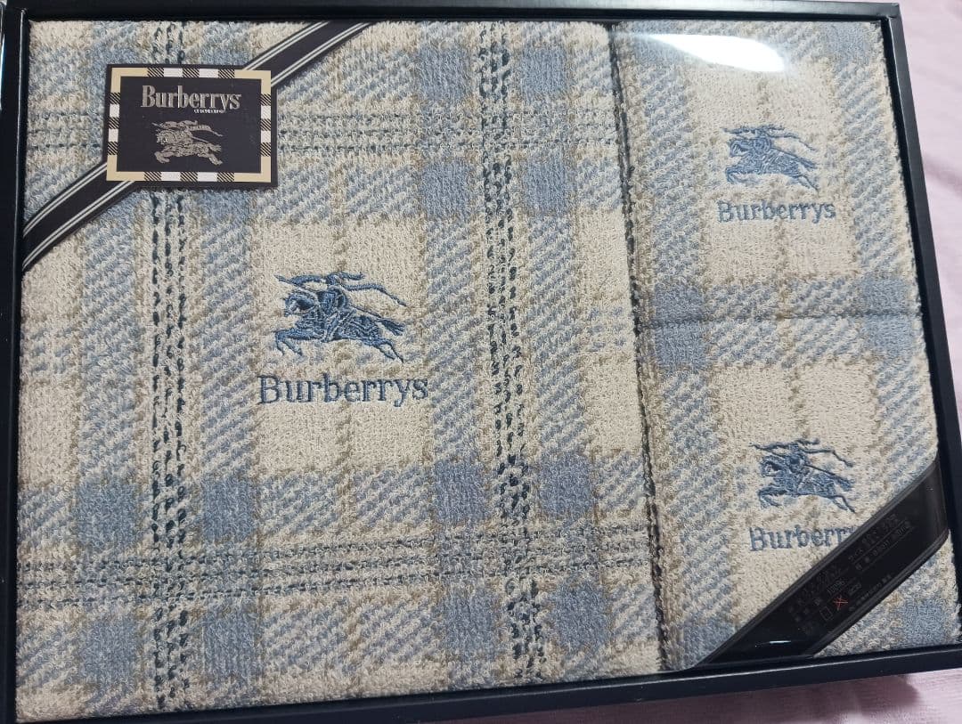 Burberry タオルセット　タオルケット