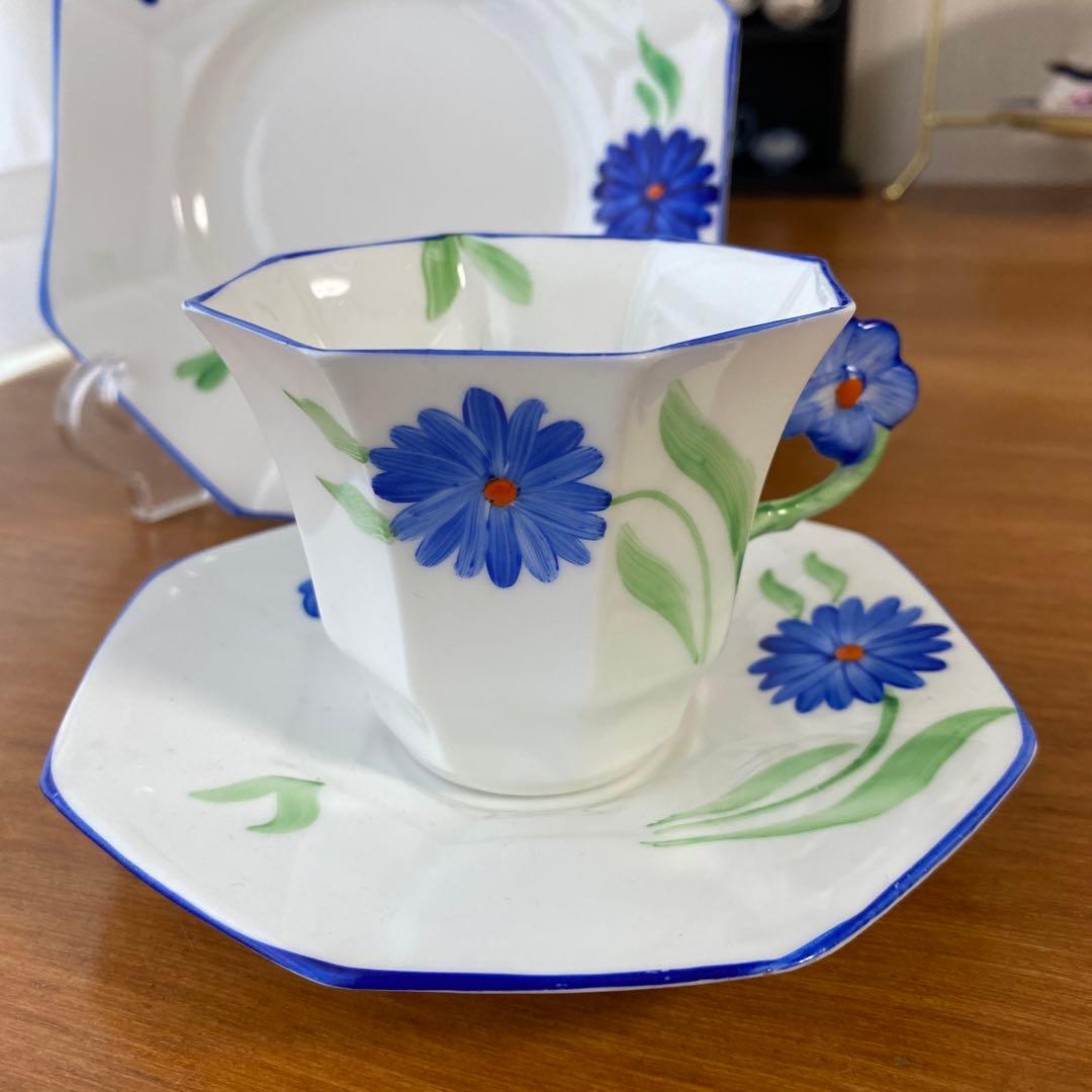 メルバ　ブルーフラワー　フラワーハンドル　カップ　ソーサー　プレート　トリオ