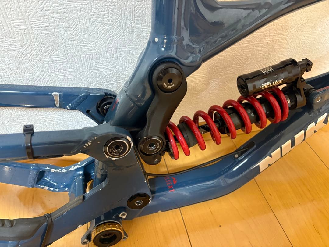 Nukeproof dissent290 フレーム