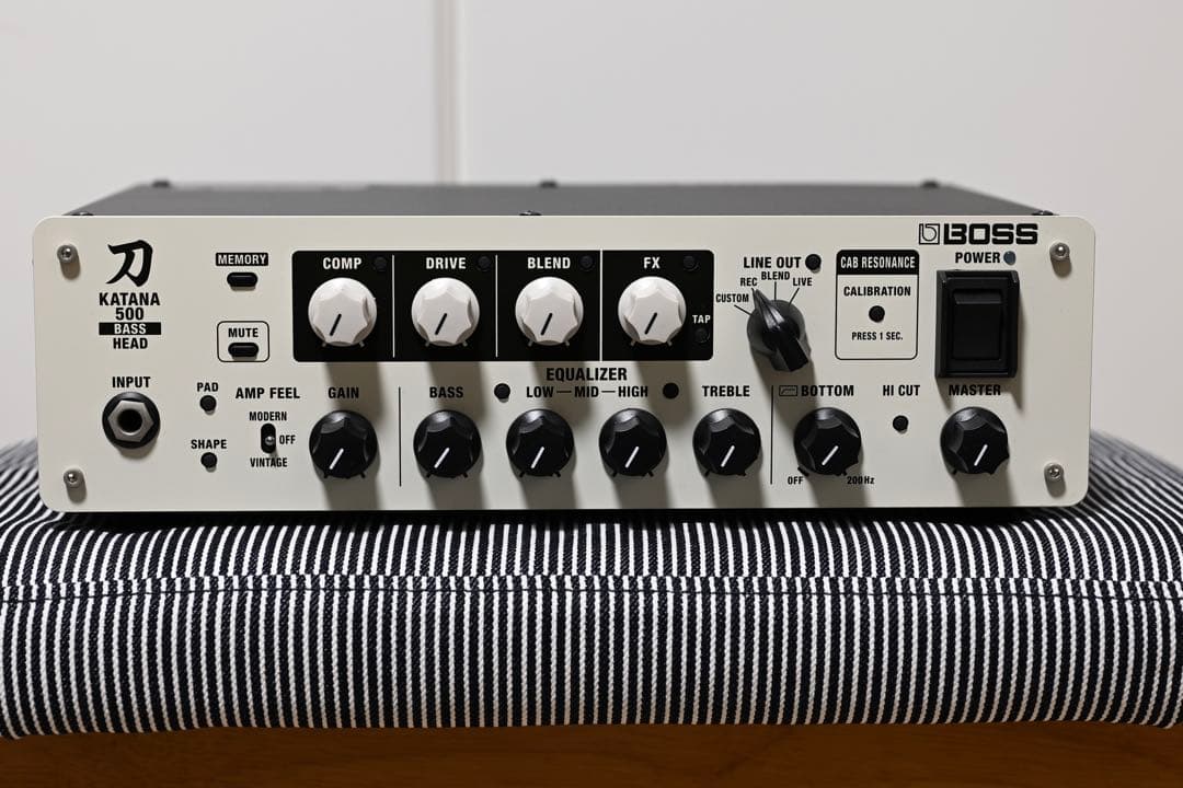 BOSS Katana 500 Bass Head 刀
