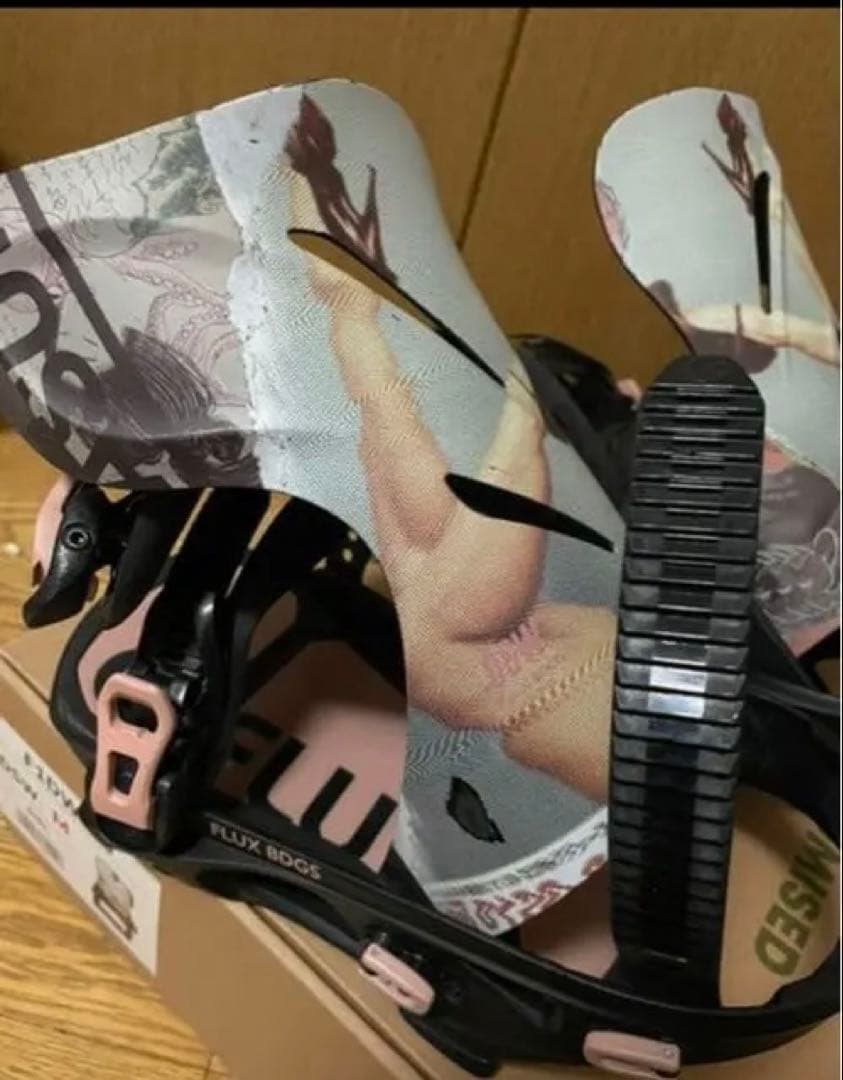 フリースタイル スノーボード ビンディング ブラック ピンク貴重な限定カラー