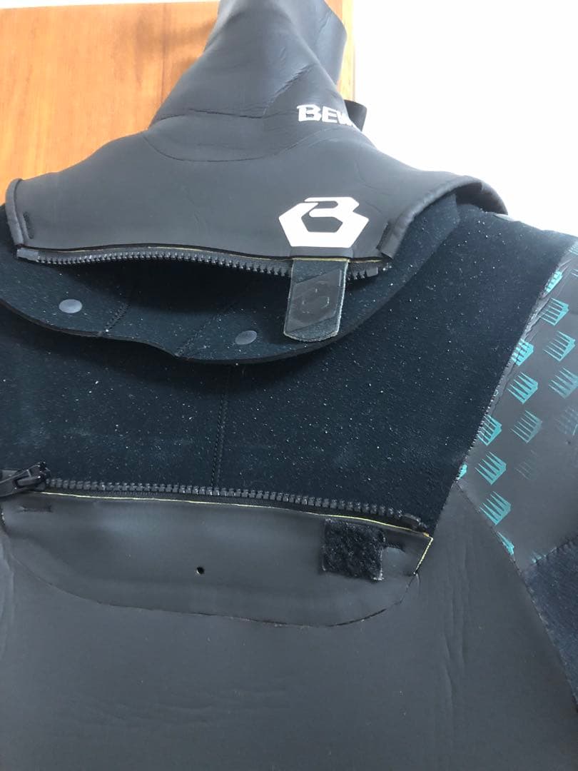 BEWET ドライスーツ ブラック/グレー