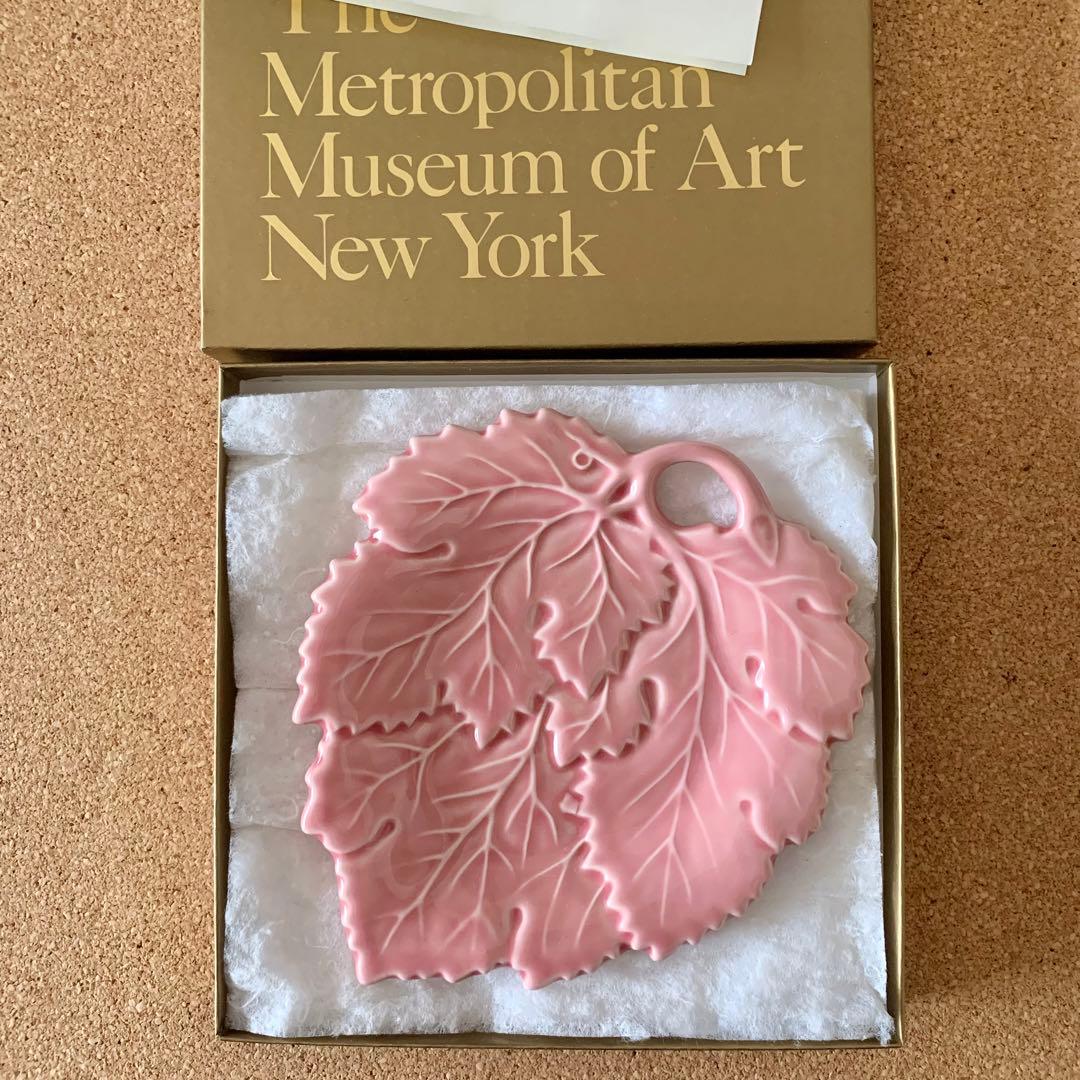 チェコ　UPM リーフディシュ　プレート　メトロポリタン美術館ショップ