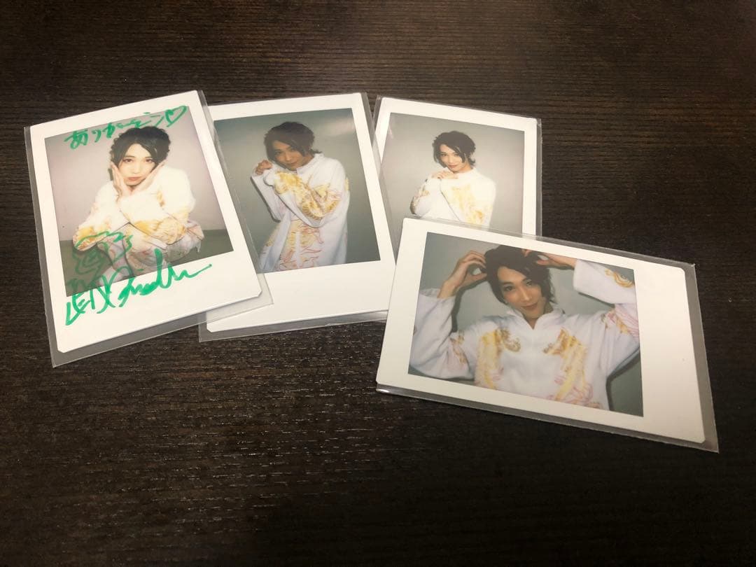 國島直希　ソロチェキ　シングルショットチェキ　直筆サイン入り　4枚