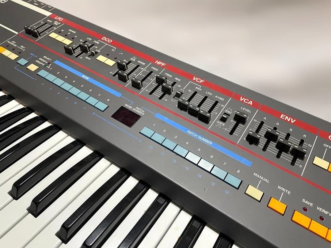 ジャンク Roland JUNO-106 シンセサイザー