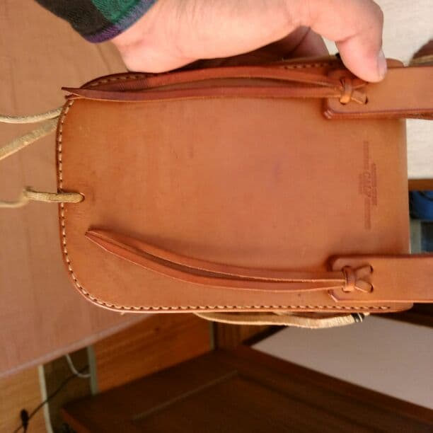 バック　ポーチ