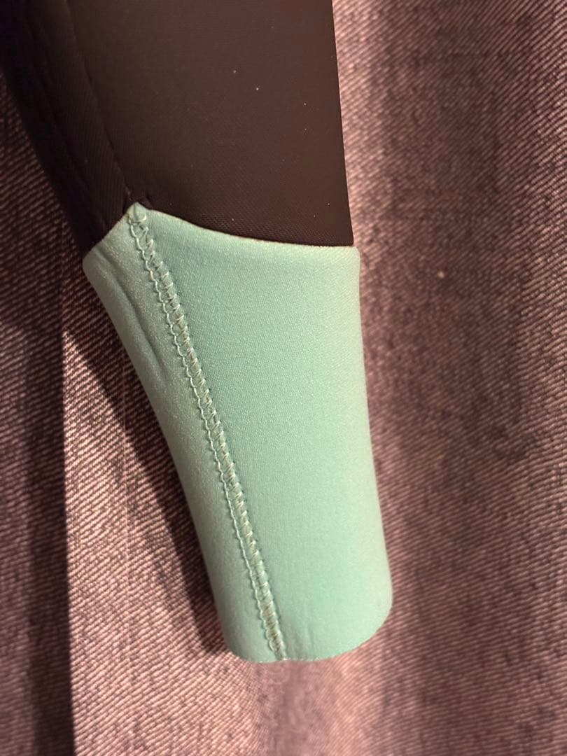 【美品！最終値下！】VISSLA ウェットスーツ フード付き セミドライ メンズ