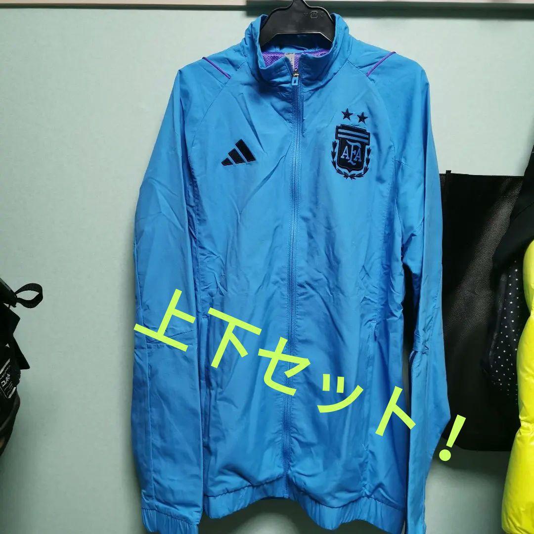 サッカー　アルゼンチン代表　プレゼンテーションスーツ　移動着　トレーニングウェア