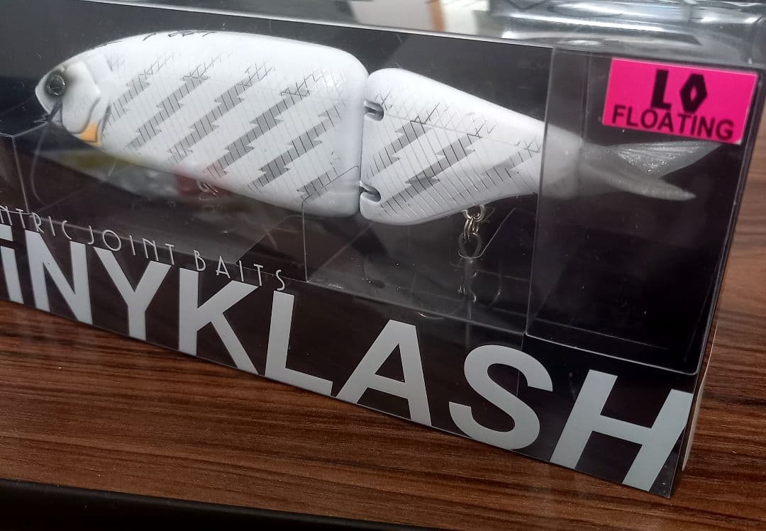 DRT、タイニークラッシュ、限定・レアカラー、エレクトリックホワイト、新品