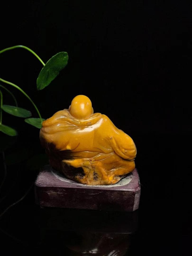 中国古美術・弥勒仏の印鑑・寿山石の金田黄石印章・置物・純手彫り・風水開運・文房具