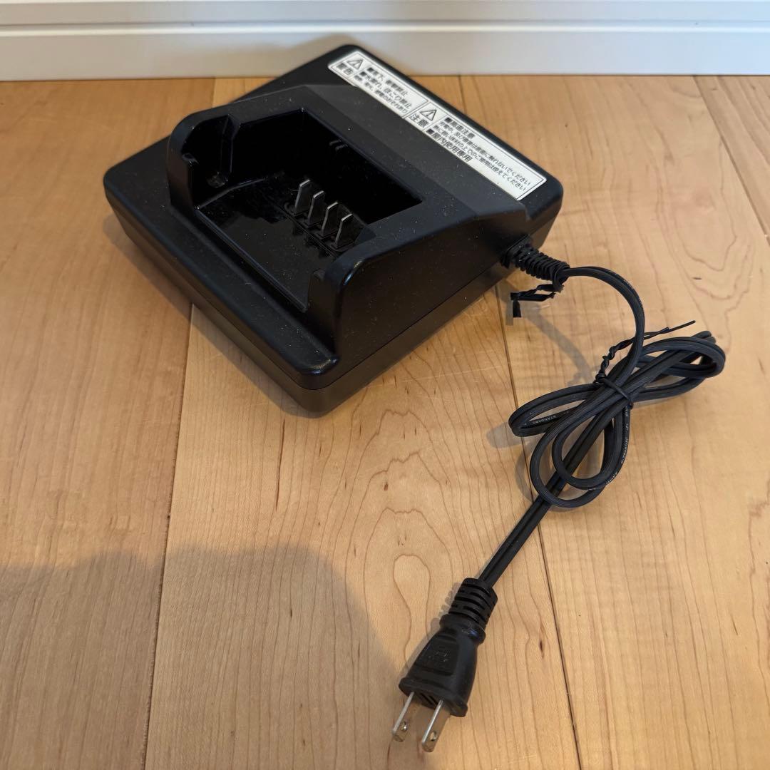 Panasonic電動自転車用充電器　NKJ075Z1