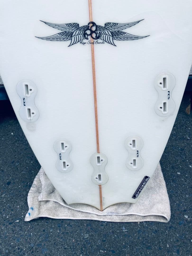 レイジ　サーフボード　BTM