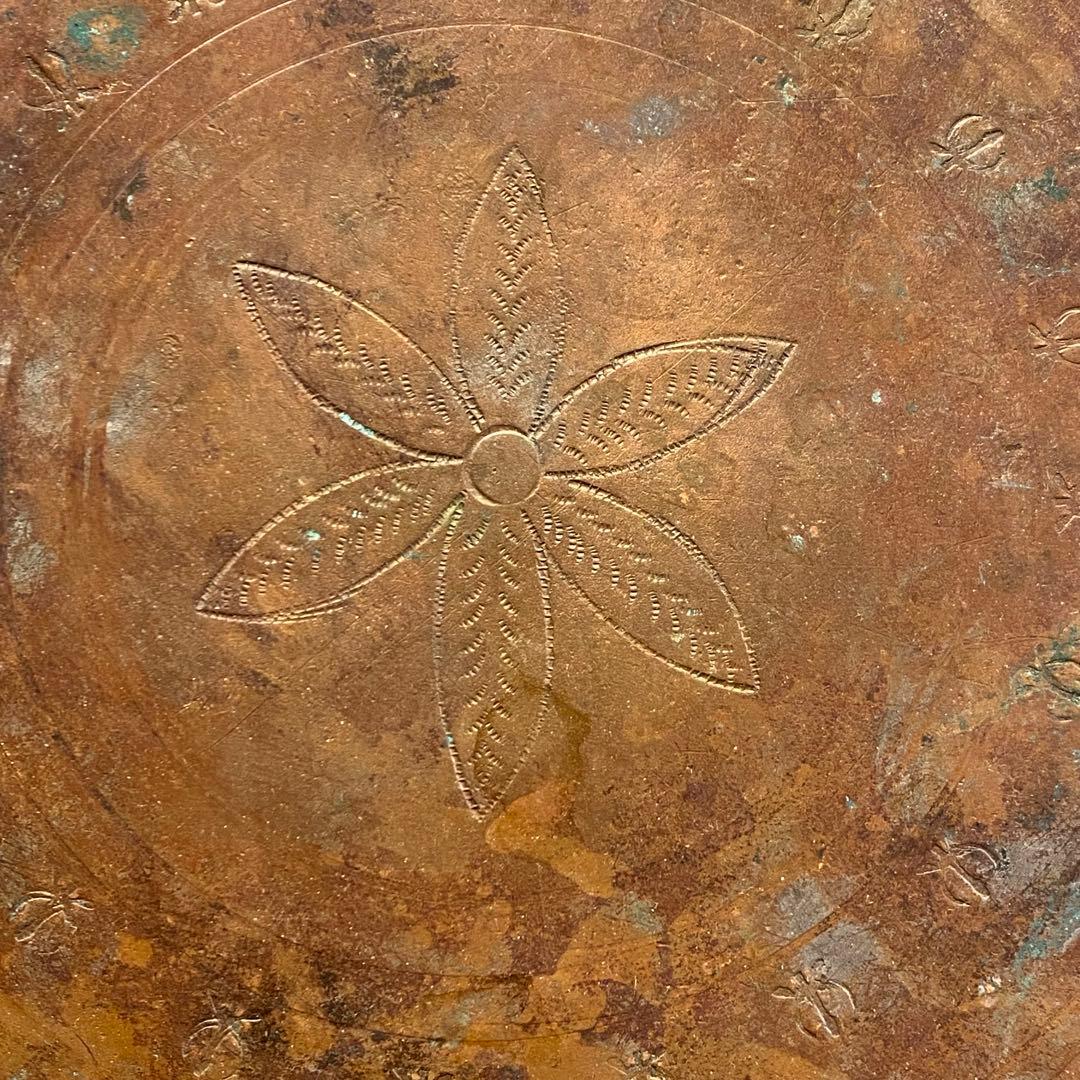 古い銅製のトレイ 錫メッキ 打ち出し アンティーク