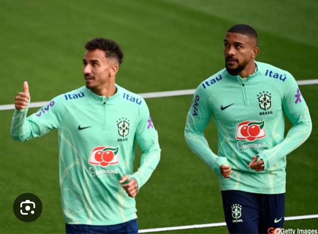 ブラジル代表　ナイキ　トレーニングウェア　上下セット　Lサイズ