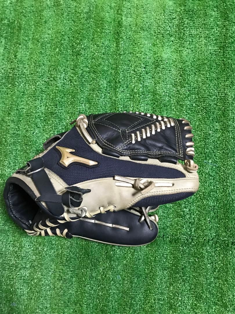 ミズノ　投手用　即戦力！