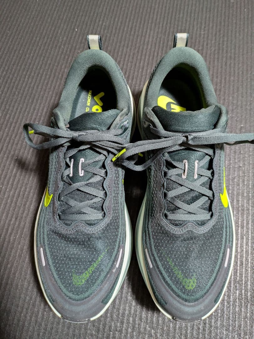 ナイキ　ボメロプラス 29cm