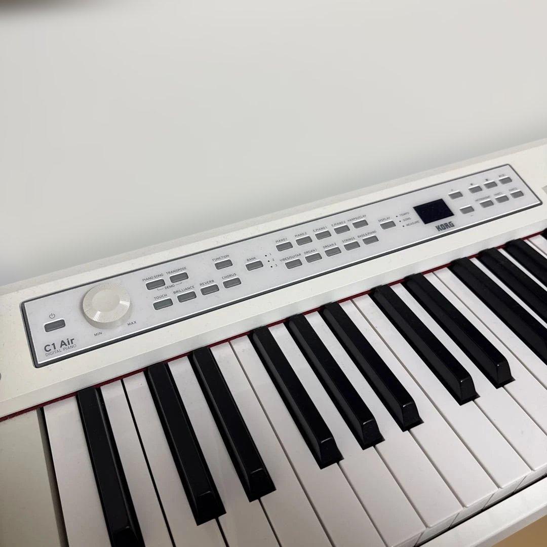 【送料込み】KORG C1 Air 白　ホワイト　電子ピアノ