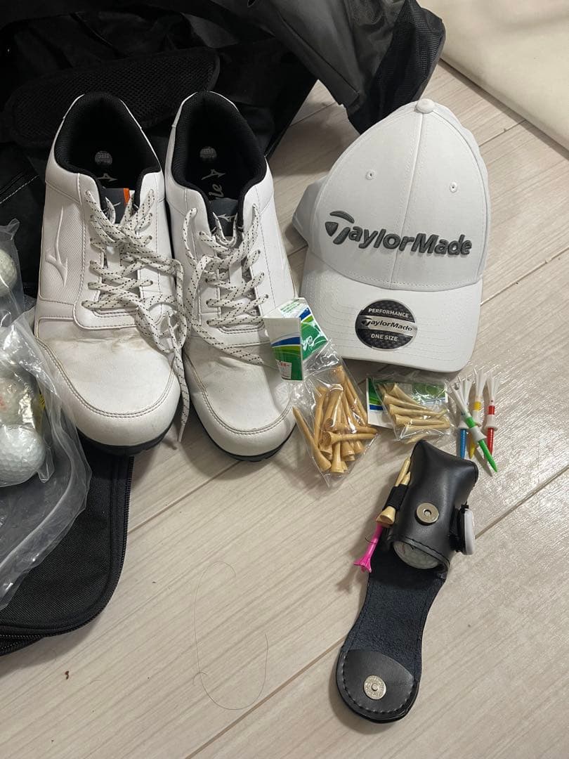 TaylorMade ゴルフバッグ・シューズ・ボール　初心者セット