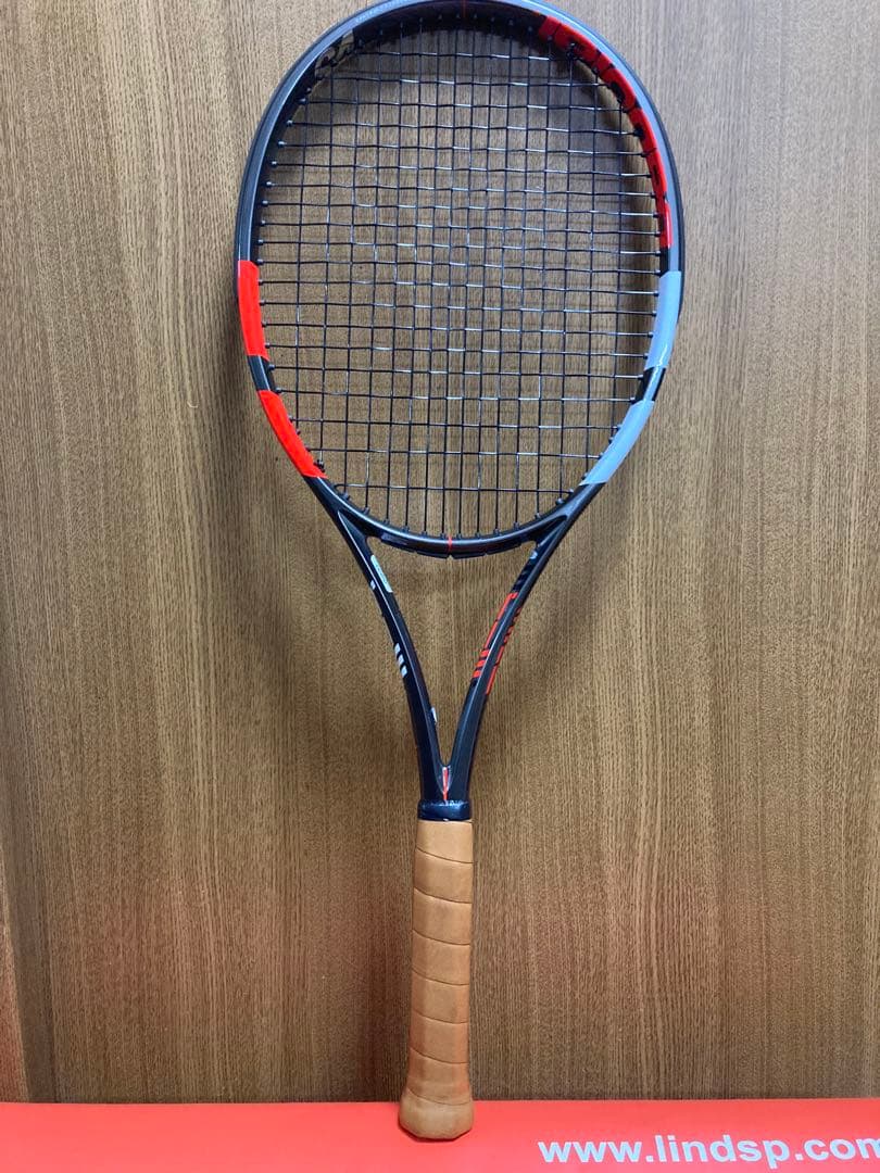 バボラ硬式ラケット　ピュアストライク