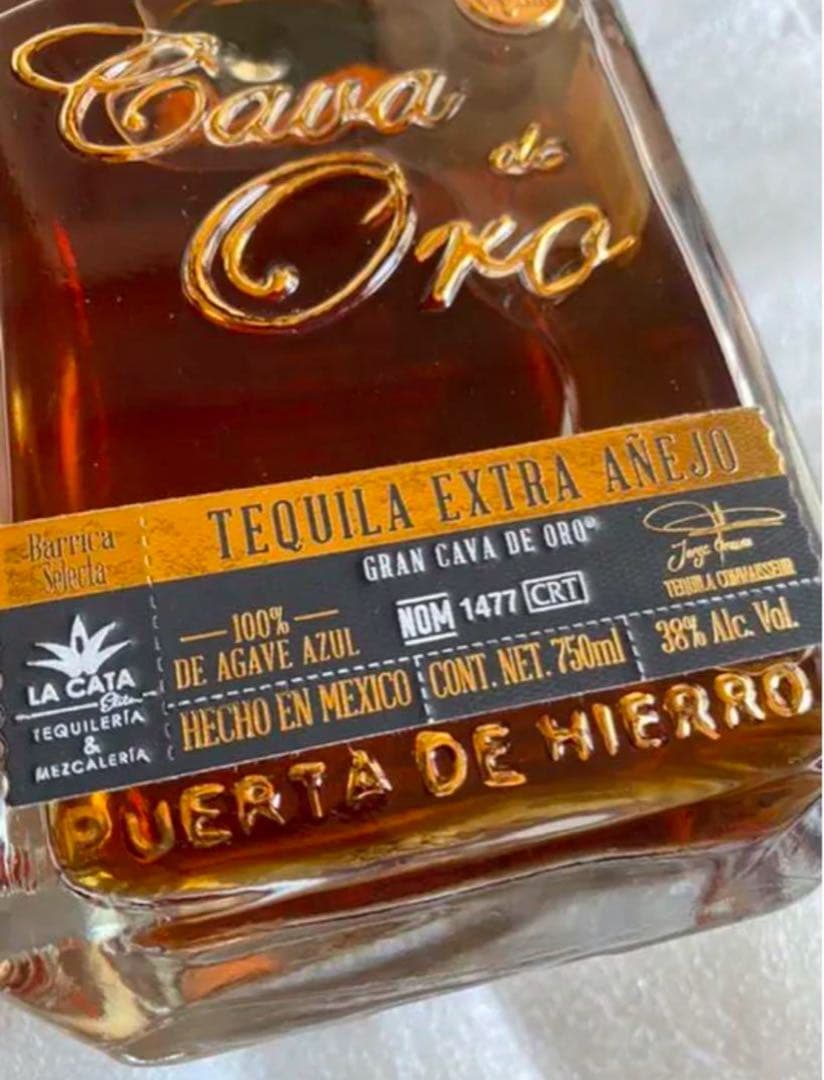 テキーラ　ハリスコ店舗限定　カヴァデオロ　TEQUILA メキシコ　ドンフリオ