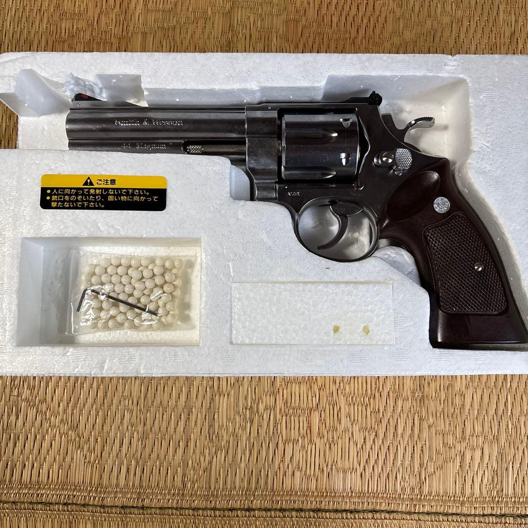 Smith & Wesson M629 Classic ガスガン