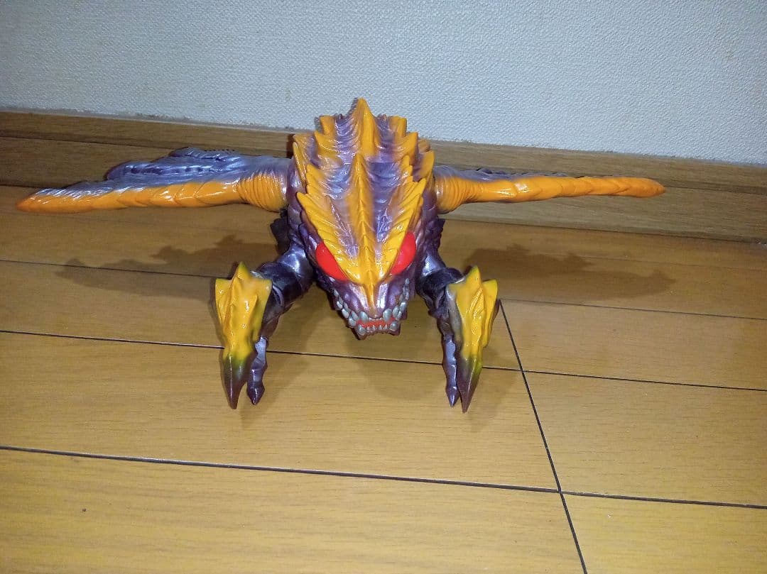 メガギラス　M1号 ソフビ