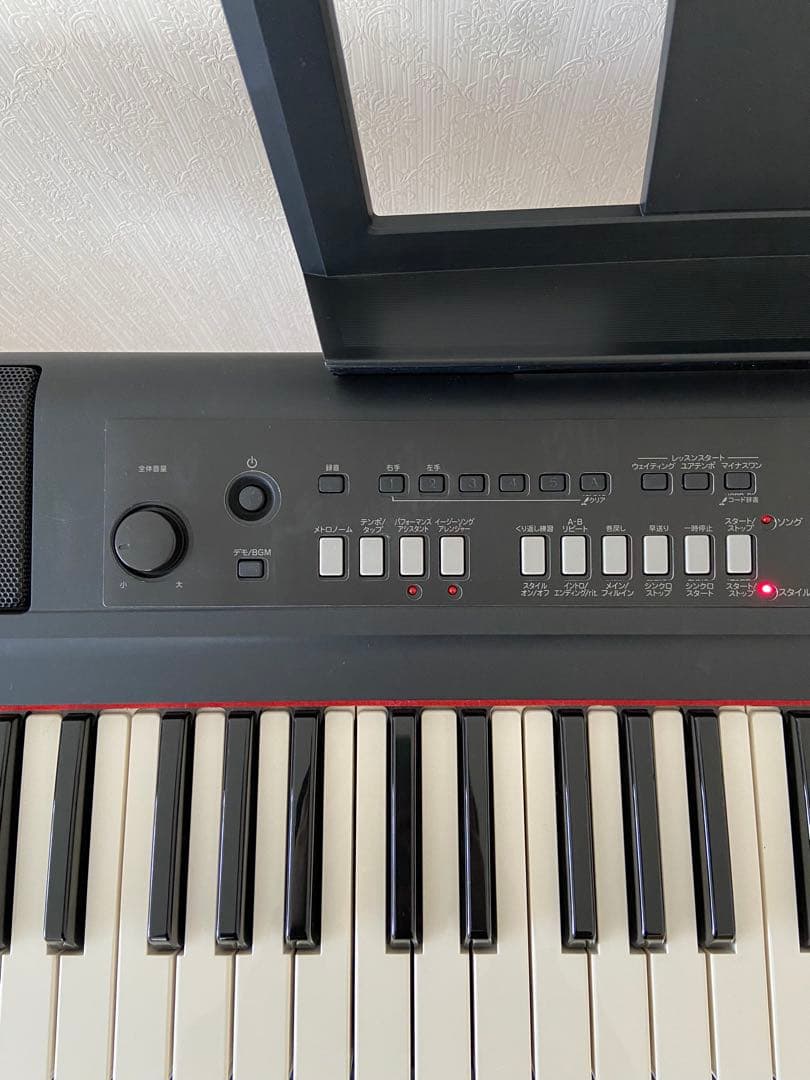 ヤマハ　キーボード　piaggero　NP-V80