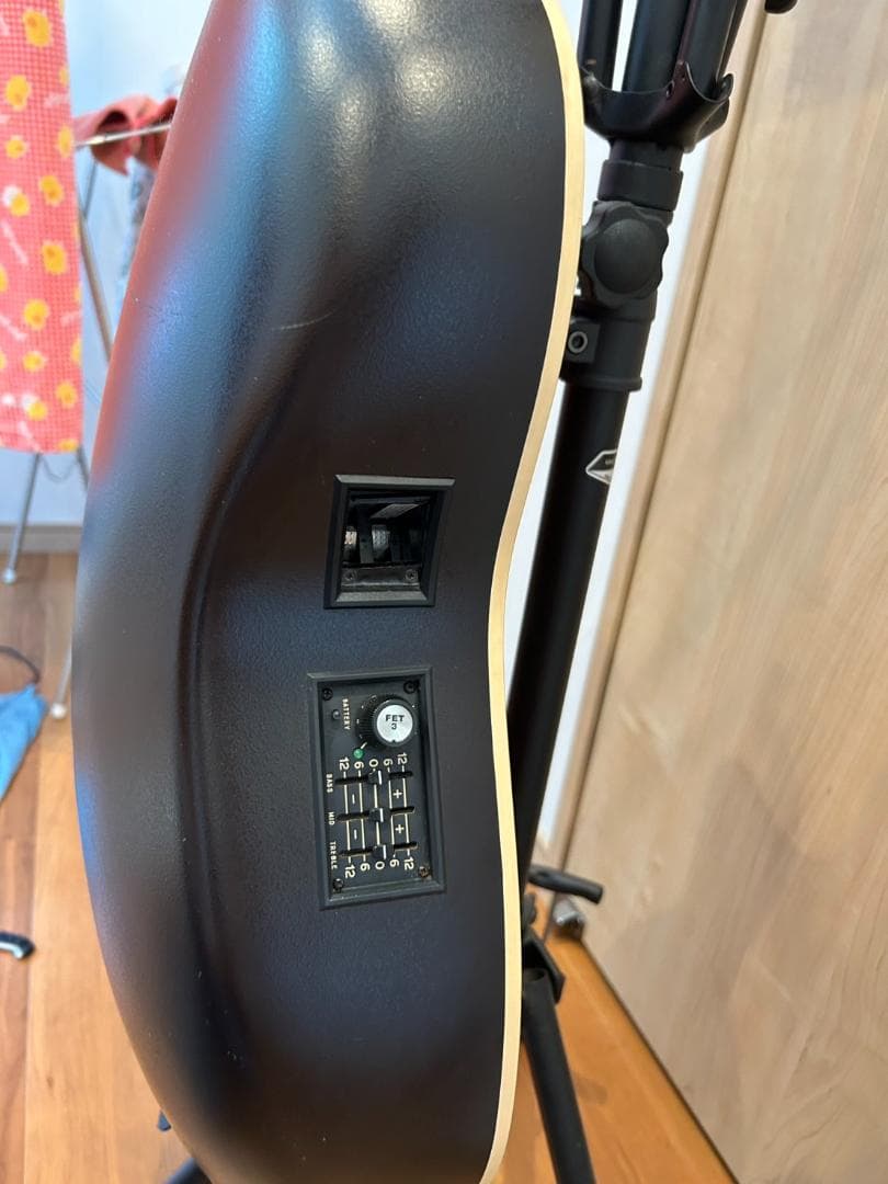 Ovation 6768 Elite Standard ハードケース付き