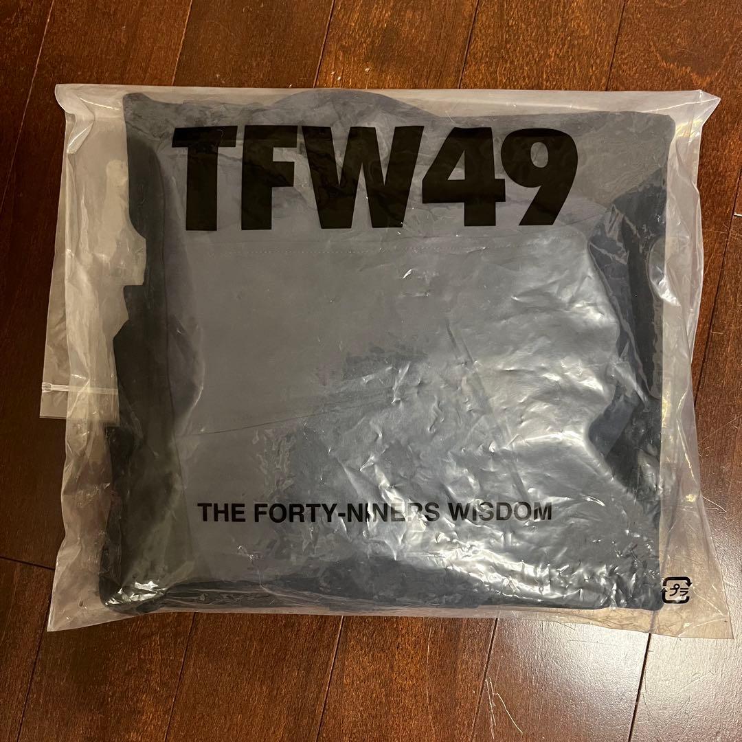 【新品/L】TFW49 カードボード マテリアル フーディ