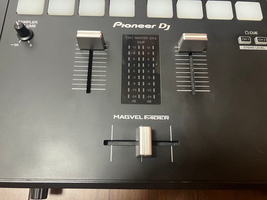 ロネル　Pioneer DDJ-REV-5 UDGケース付き