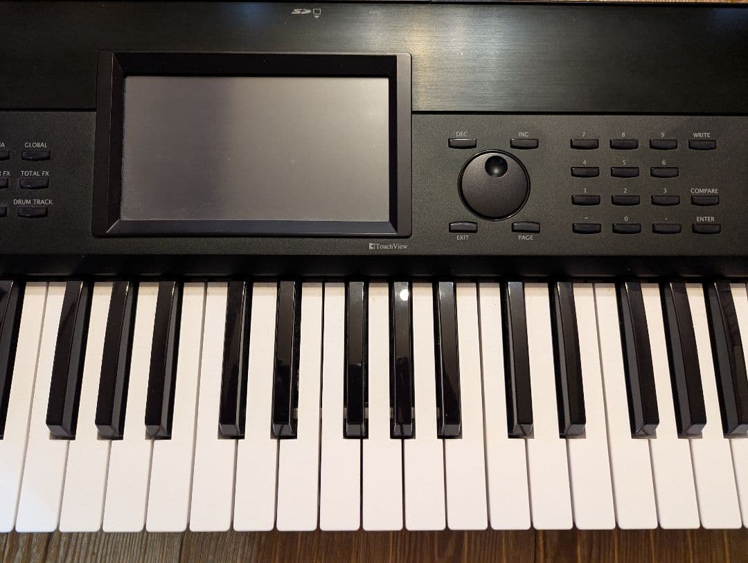 鍵盤楽器 KORG KROME61