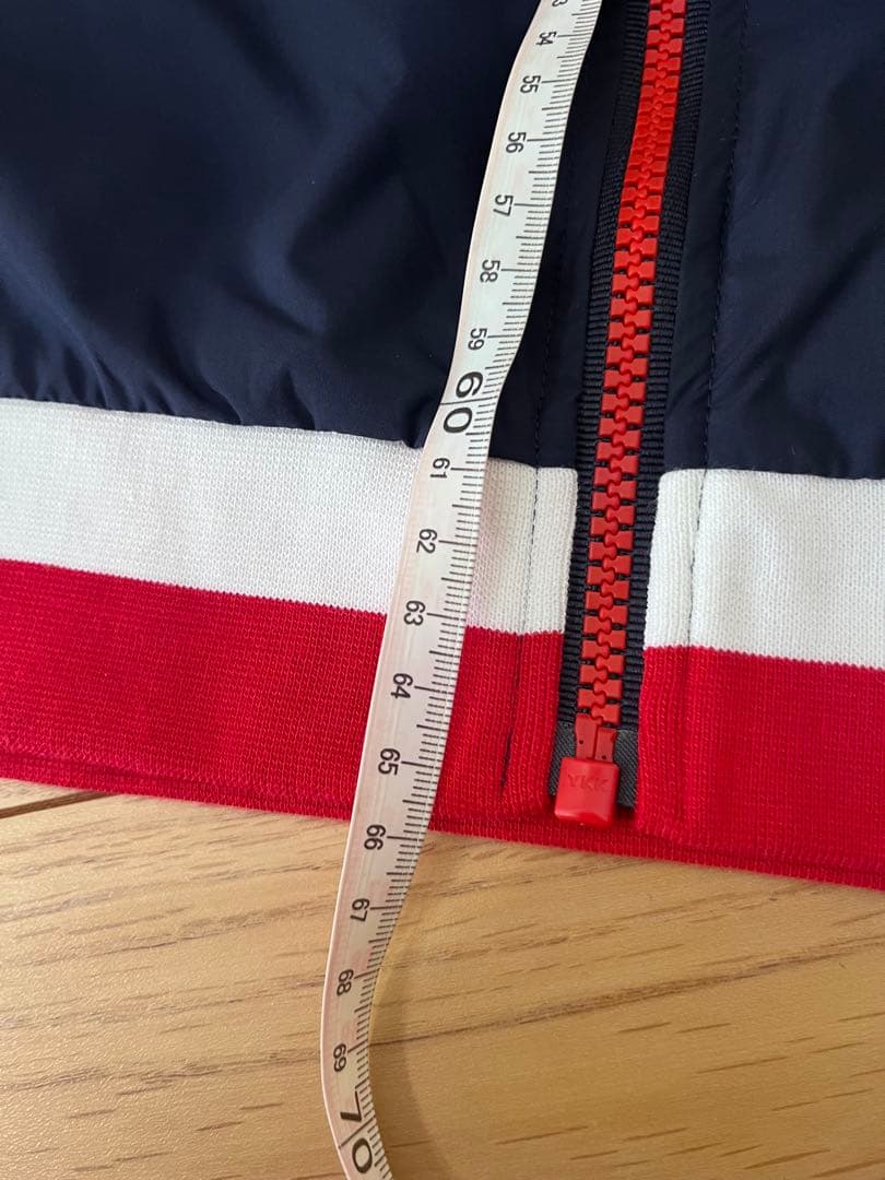 【未使用タグ付き】ラコステ　LACOSTEフード付きジャケット ネイビー