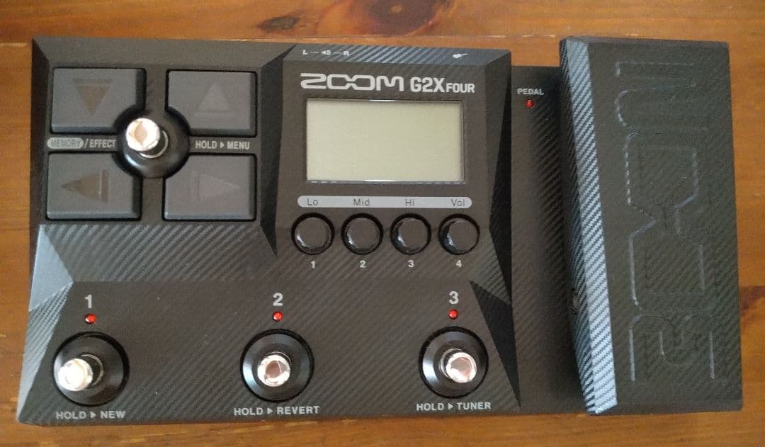 ギター zoomg2xfour