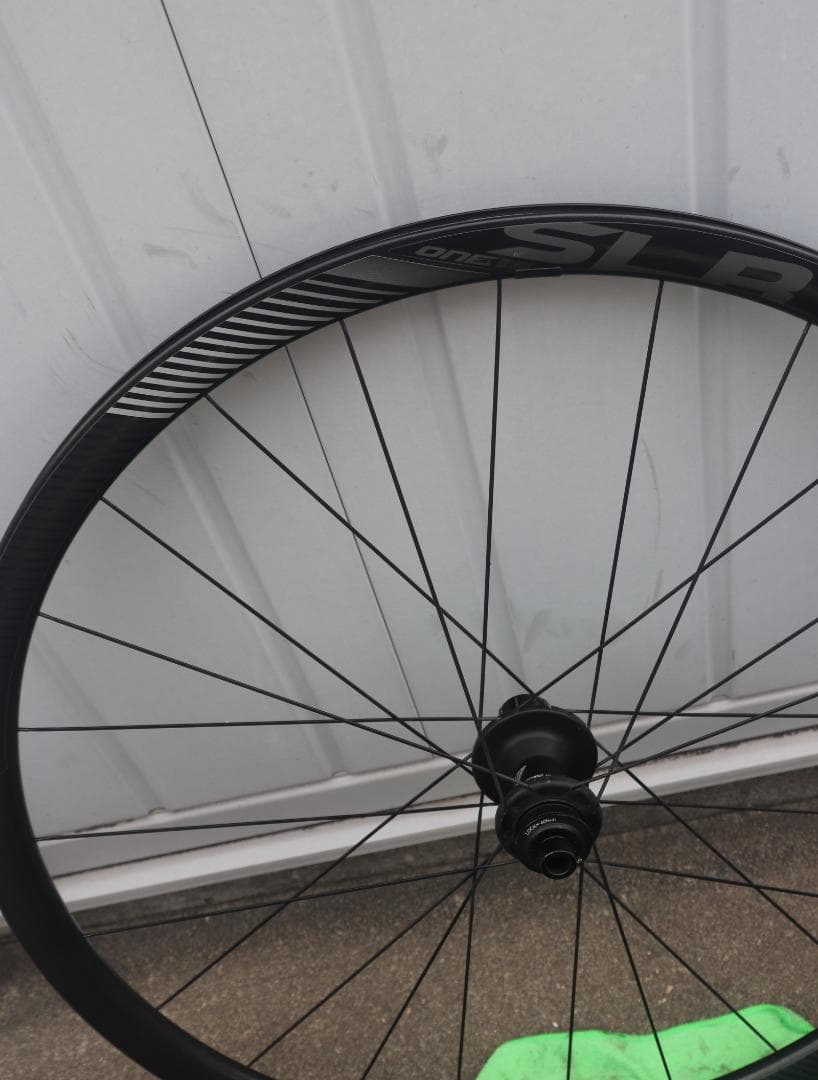 ジャイアント SLR-1 カーボンホイール　前後セット