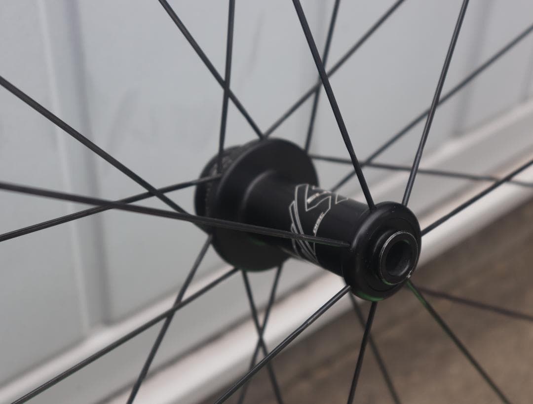 ジャイアント SLR-1 カーボンホイール　前後セット