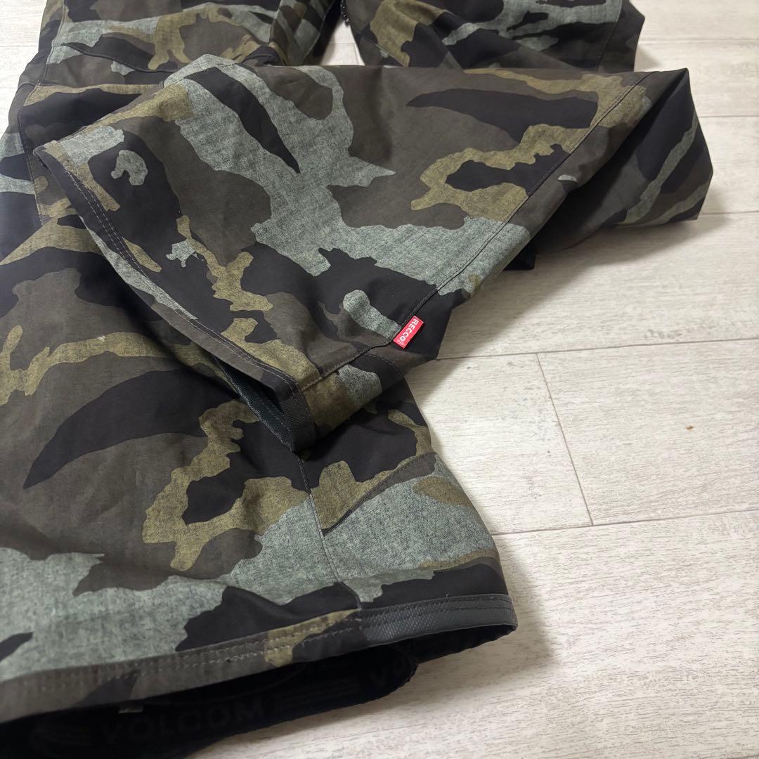 VOLCOM ビブパンツ GORETEX カモフラ