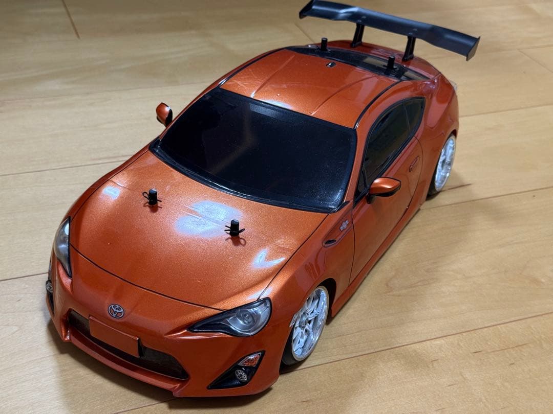 ラジコン 1/10 トヨタ 86 ドリフト