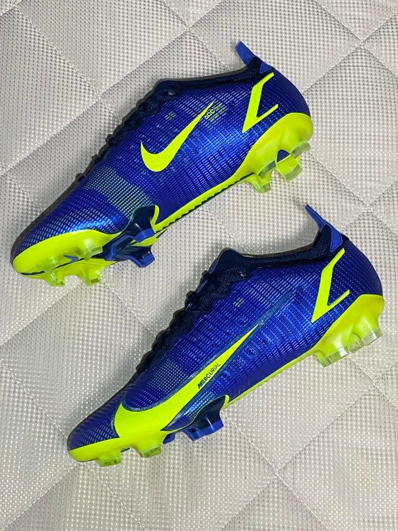 【希少品】ナイキ マーキュリアル ヴェイパー 14 エリートFG