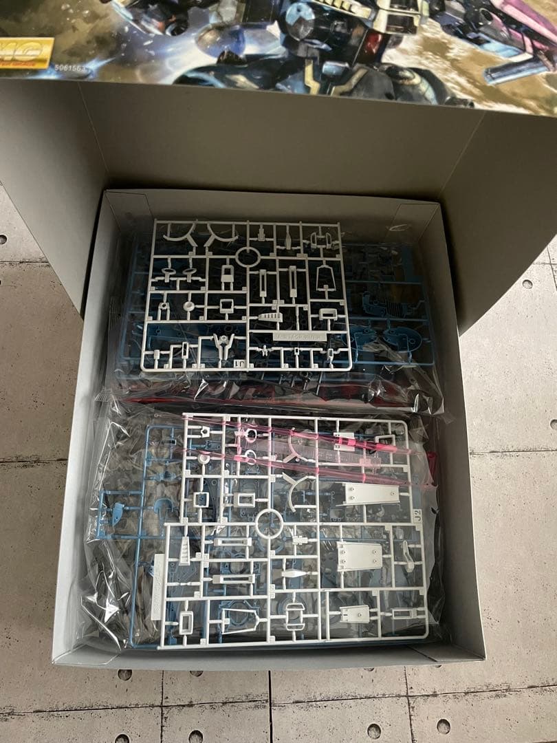 最終値下げ！MG ガンダムMk-V マーク5 1/100 ガンプラ